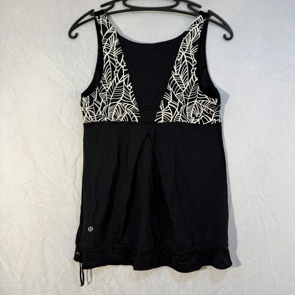 Lululemon Tank‎ Top Ta Ta Topper Pretty Palm Black Angel Size 10 Athletic Casual